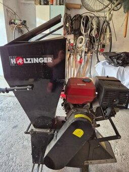 Benzínový drtič větví Holnlzinger