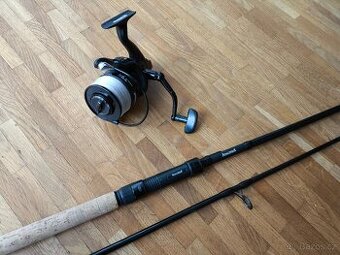 Stalkerový / dravcový set Anaconda Walker - prut + naviják