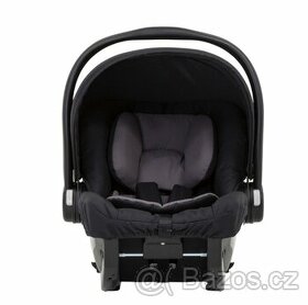 Vajicko SnugEssentialsi-Size R129+Graco Isofamily Base 2022