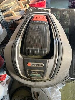 Robotická sekačka Gardena R70 li