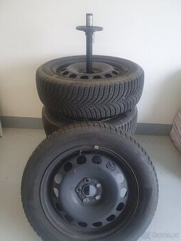 Kompletní zimní kola 195/60 R16 89H