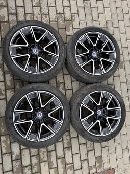 Bmw M kola r18, 8,5J, 245/45 pneu