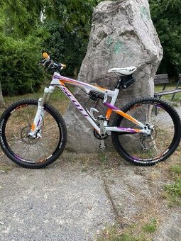 SCOTT CONTESSA SPARK RC CARBON RÁM M KOLA 26”