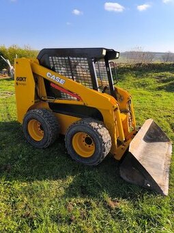 Smykový nakladač Case XT 60 strongco