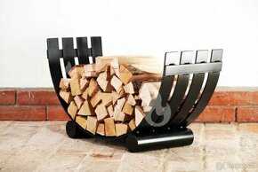 Kovový obloukový stojan na dřevo ke krbu 4LINE z pásoviny