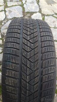 Prodám 4 zimní pneu 255 40 21 NOVÉ PIRELLI