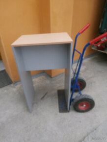 Stůl, stolek, atypický , vysoký 102 cm za 500 kč