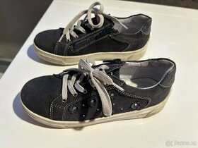 Dívčí kožené podzimní / jarní boty Lasocki vel. 33