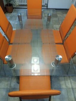 Jídelní stůl, židle