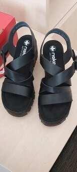 kožené sandály Rieker vel. 39 nové