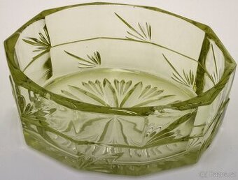 Stará masivní Křišťálová mísa na ovoce - Žlutozelená 18,5cm