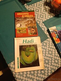 Knihy o hadech