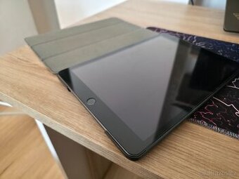 Prodám Apple iPad 10.2 (9. generace) 64 GB WiFi