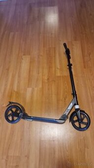 Odpružená koloběžka Oxelo Town 7