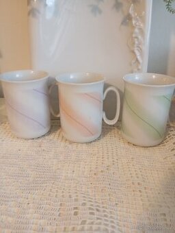 Retro hrnky Czechoslovakia