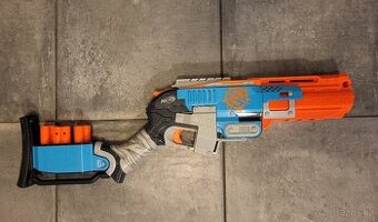 Nerf Zombie Strike SledgeFire Blaster