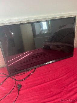 Televize nutný set-box úhlopříčka 81 cm