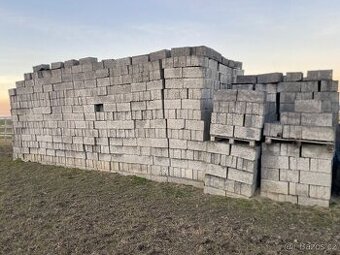 Prodam tvarnice, cihly, Porotherm