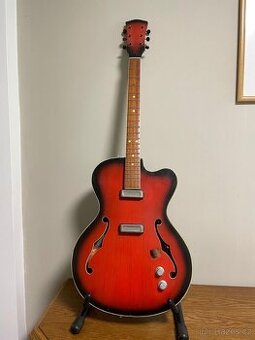 Lvov poloakustická  kytara