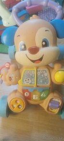 Hraci chodítko pejsek