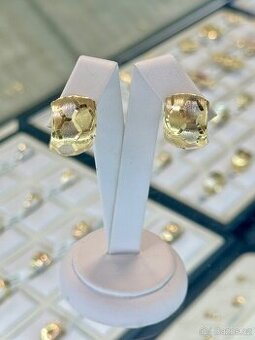 Zlaté náušnice 3,89g