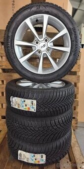 HYUNDAI  R15/4x100/NEJAZDENA ORIGINÁL ZIMNÁ SADA