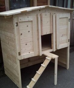 Dřevěný nezateplený kurník