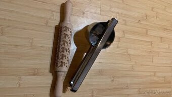 Mačkadlo Tescoma na brambory a těsto GrandCHEF