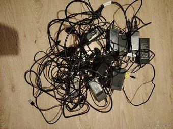 Napájecí zdroje k notebookům