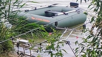 Člun Kolibri 240 K 240 TP s příslušenstvím