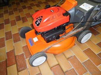 Husqvarna R 146s
