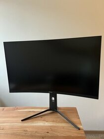 Monitor curved MSI 32