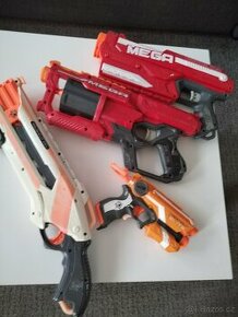 4 pistole Nerf