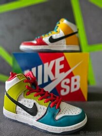 Nike SB Dunk High Pro x froSkate All Love
