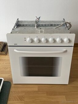 Trouba se sporákem Zanussi