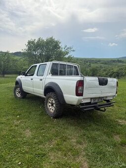 Nissan Navara D22 2.5TD