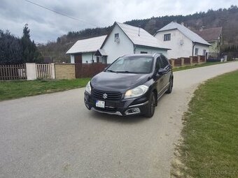 Suzuki SX4 S-CROSS 1,6 benzín