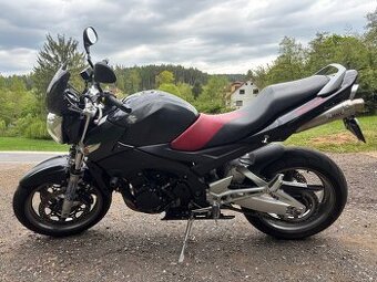 Suzuki GSR 600