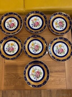 Sada 7 talířů Bohemia Cobalt – zlacený porcelán