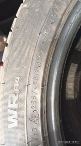 Zánovní pneu Nokian 255/45 R19 - 1