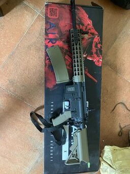 Prodam funkcni m4 airsoft - 1