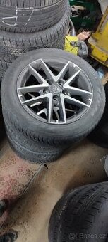 16" original Toyota Auris 5x114,3 205/55 R16 TPMS