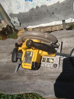 DEWALT mafll na kábel - 1