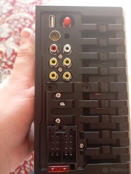 Prodám rádio do auta - 1