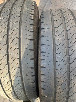 Letni pneu Barum 215/70 R15C