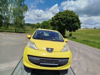 Peugeot 107, Citroen C1, Toyota Aygo díly z vozu.