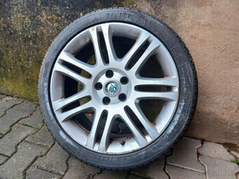 Originál disky + pneu Škoda Superb 2