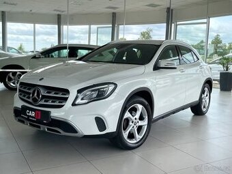 Mercedes-Benz GLA 200d LED Comand Kamera El.Kufr