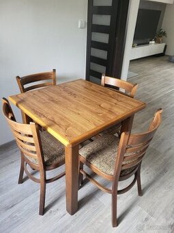 Jídelní set