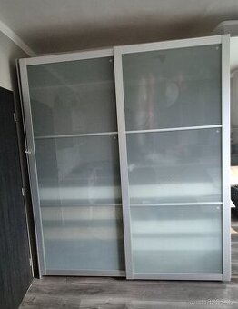 Ikea Pax skříně, dveře